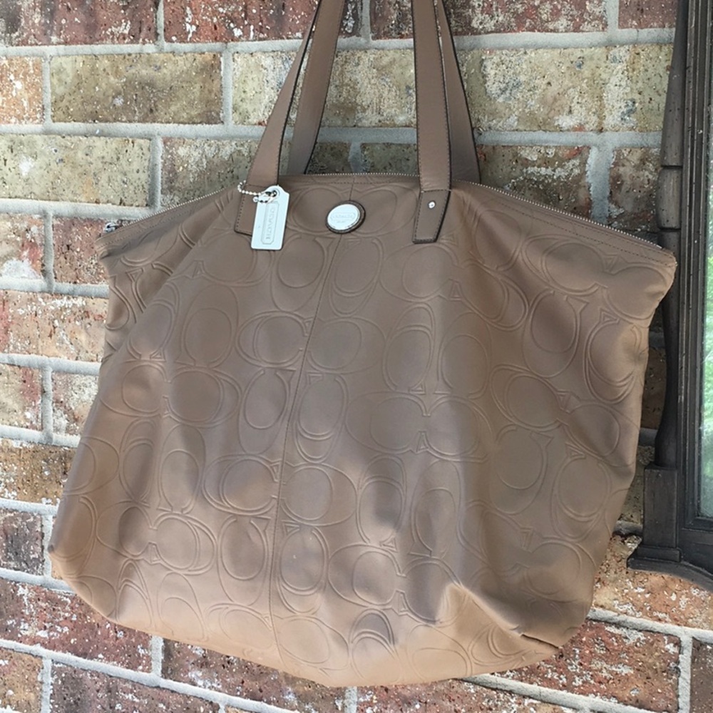 X-Large (LARGE) COACH Leather Overnight Bag